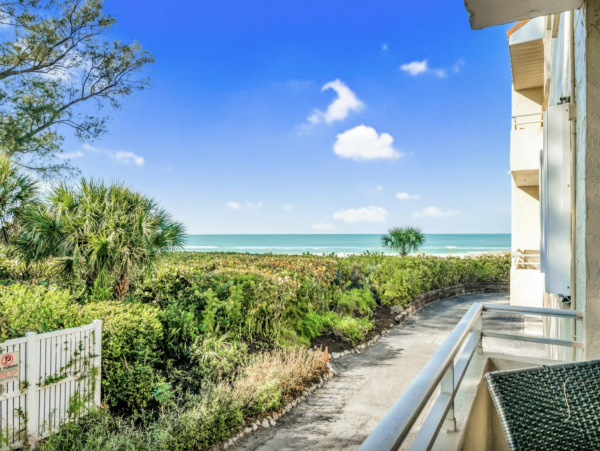 Holmes Beach Gulf Front 2 Bedroom Beach Vacation Condo